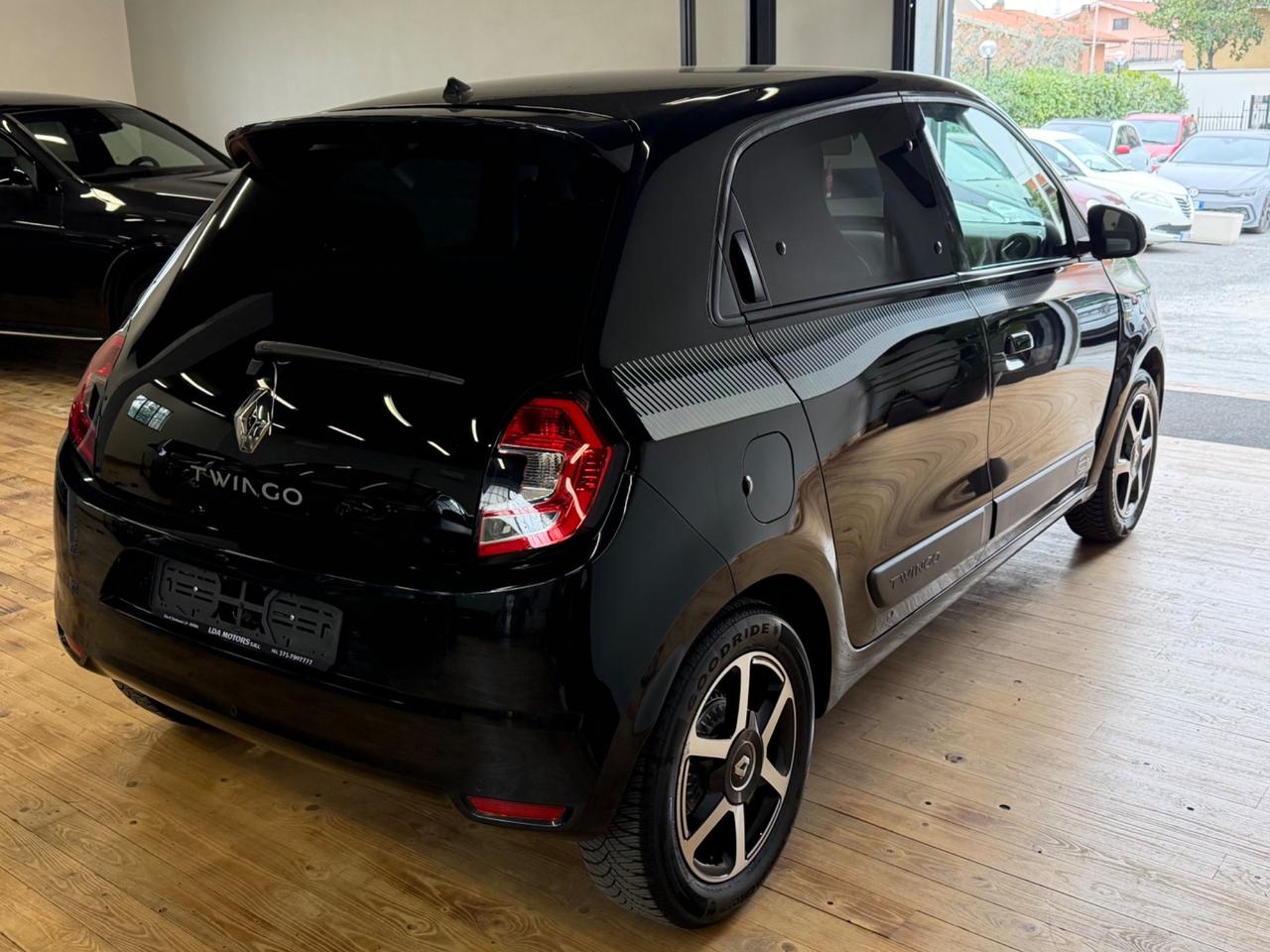 Renault Twingo 73CV LIMITED NEOPATENTATI GARANZIA