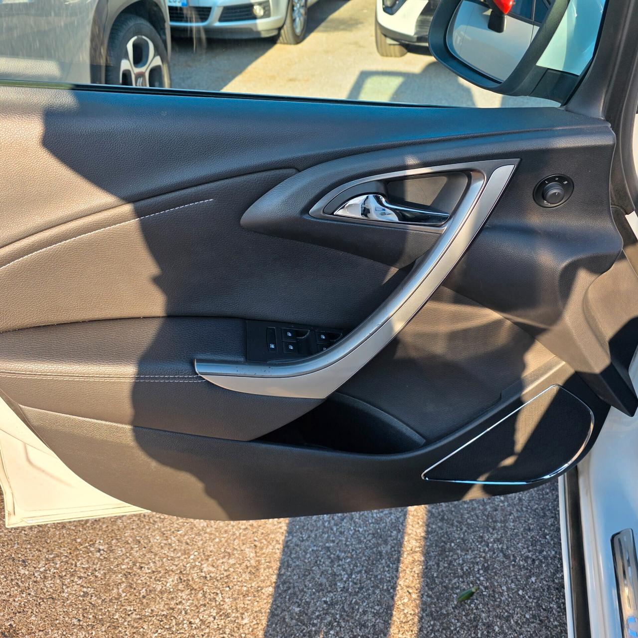 Opel Astra 1.7 CDTI 110CV Sports Tourer Cosmo