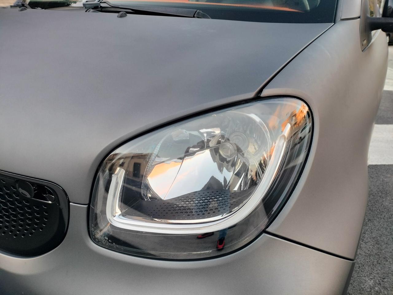 Smart ForTwo 1000 52 kW MHD coupé passion