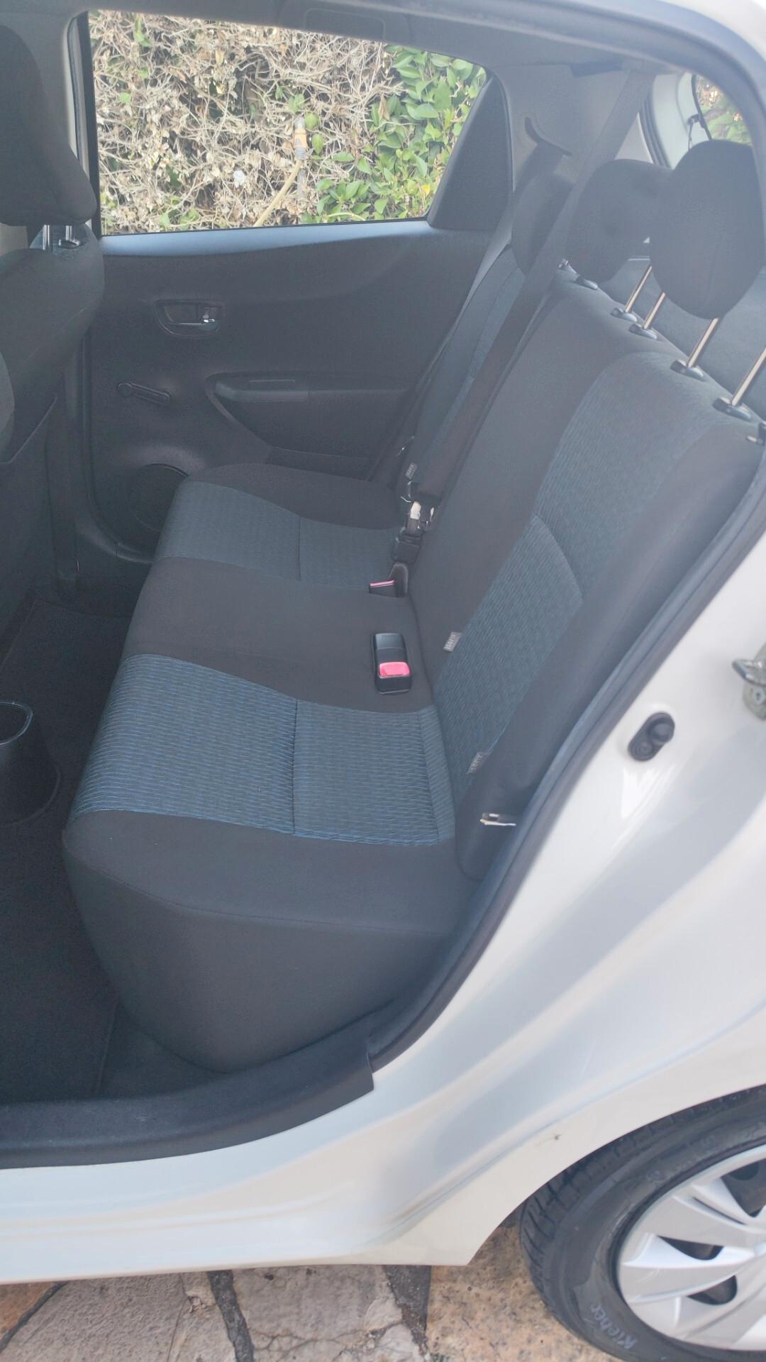 Toyota Yaris 1.4 D-4D 5 porte Lounge