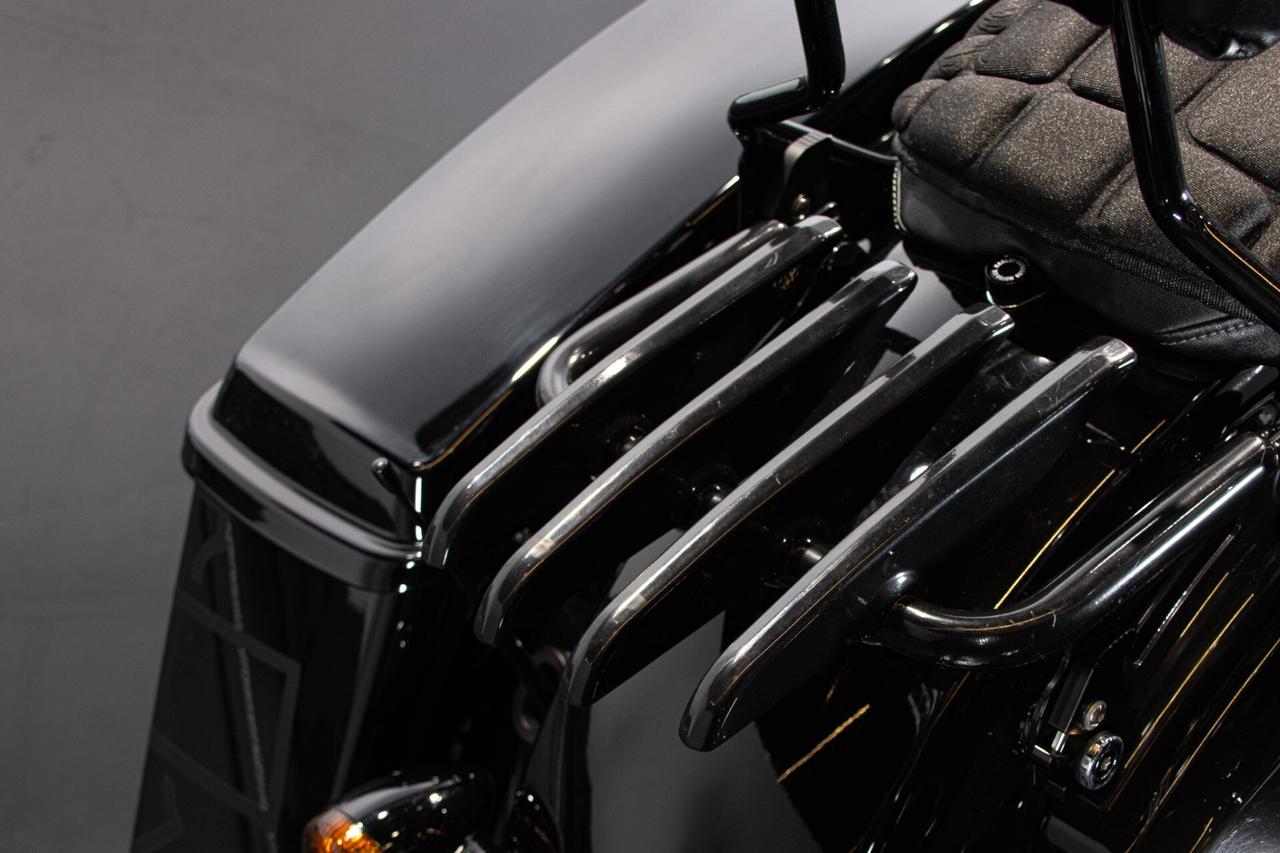 2019 HARLEY DAVIDSON ROAD GLIDE RDS02037