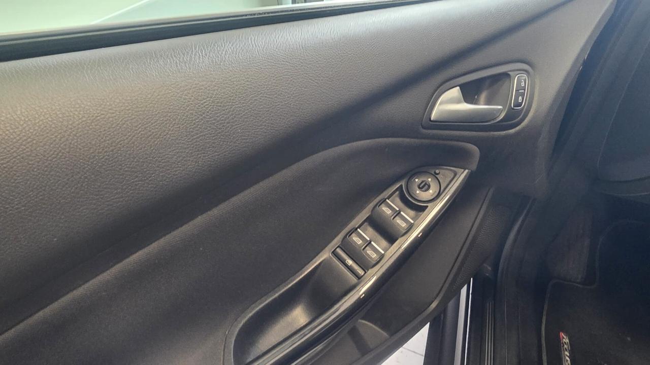 Ford Focus 1.5 TDCi 120 CV Start&Stop Powershift Titanium