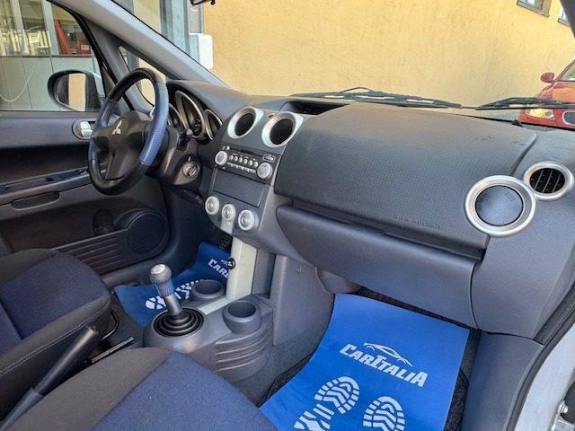 MITSUBISHI Colt 1.3 16V 5p. Instyle