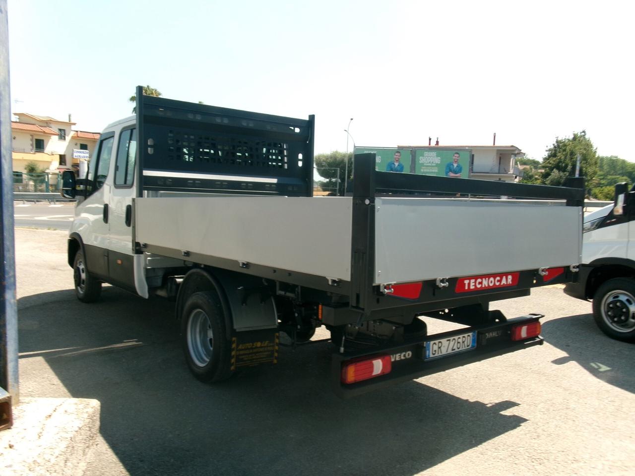 Iveco Daily 35C14 2.3 140CV E6D DOPPIA CABINA 7POSTI RIBALTABILE **32000 KM**