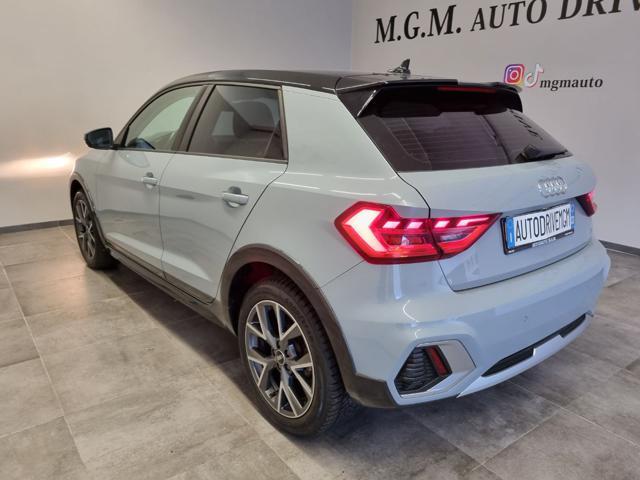 AUDI A1 citycarver 30 TFSI