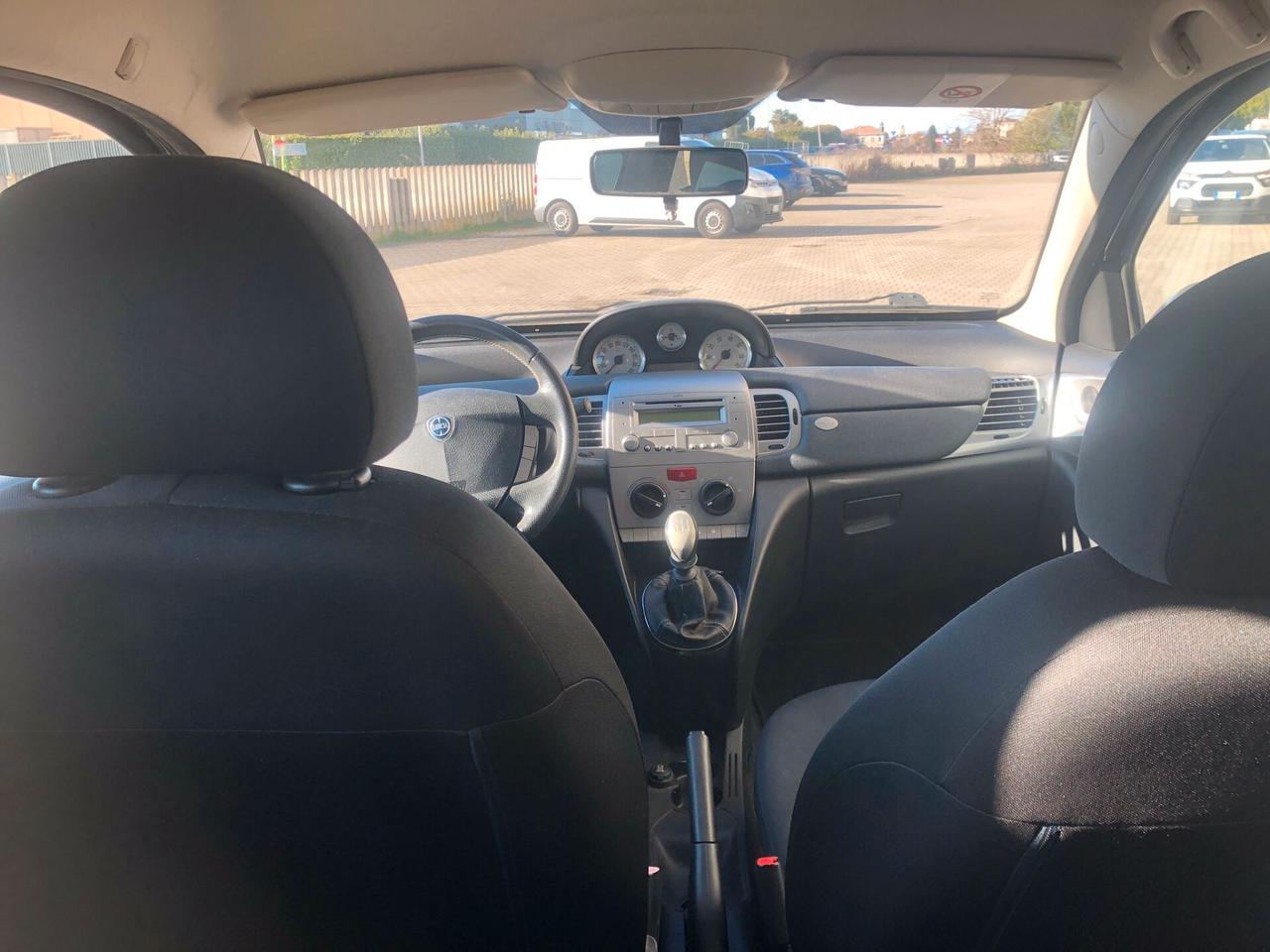 Lancia Ypsilon 1.2 Argento