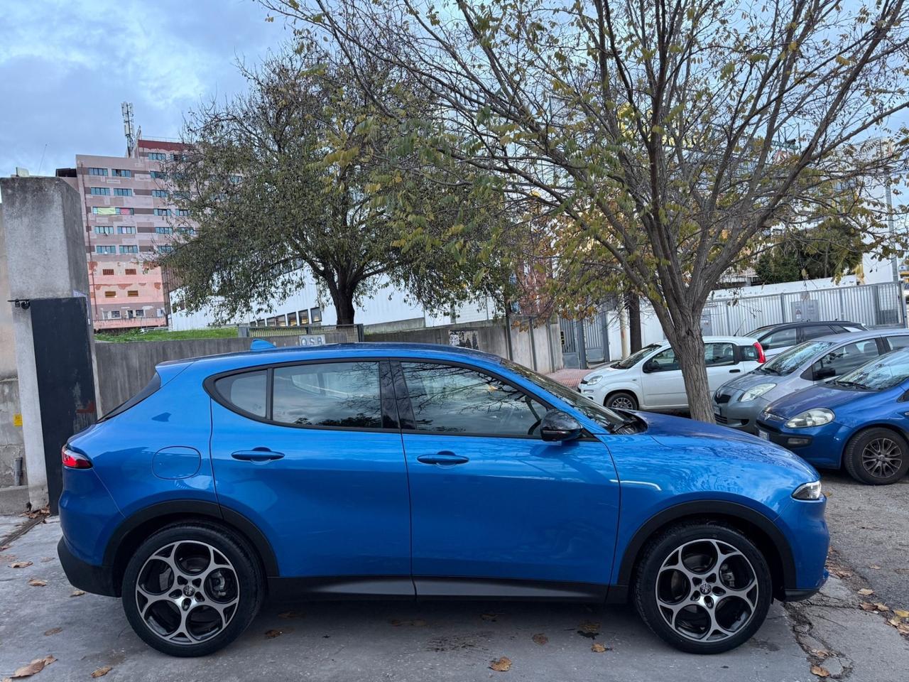 Alfa Romeo Tonale 2023 HYBRID SPRINT