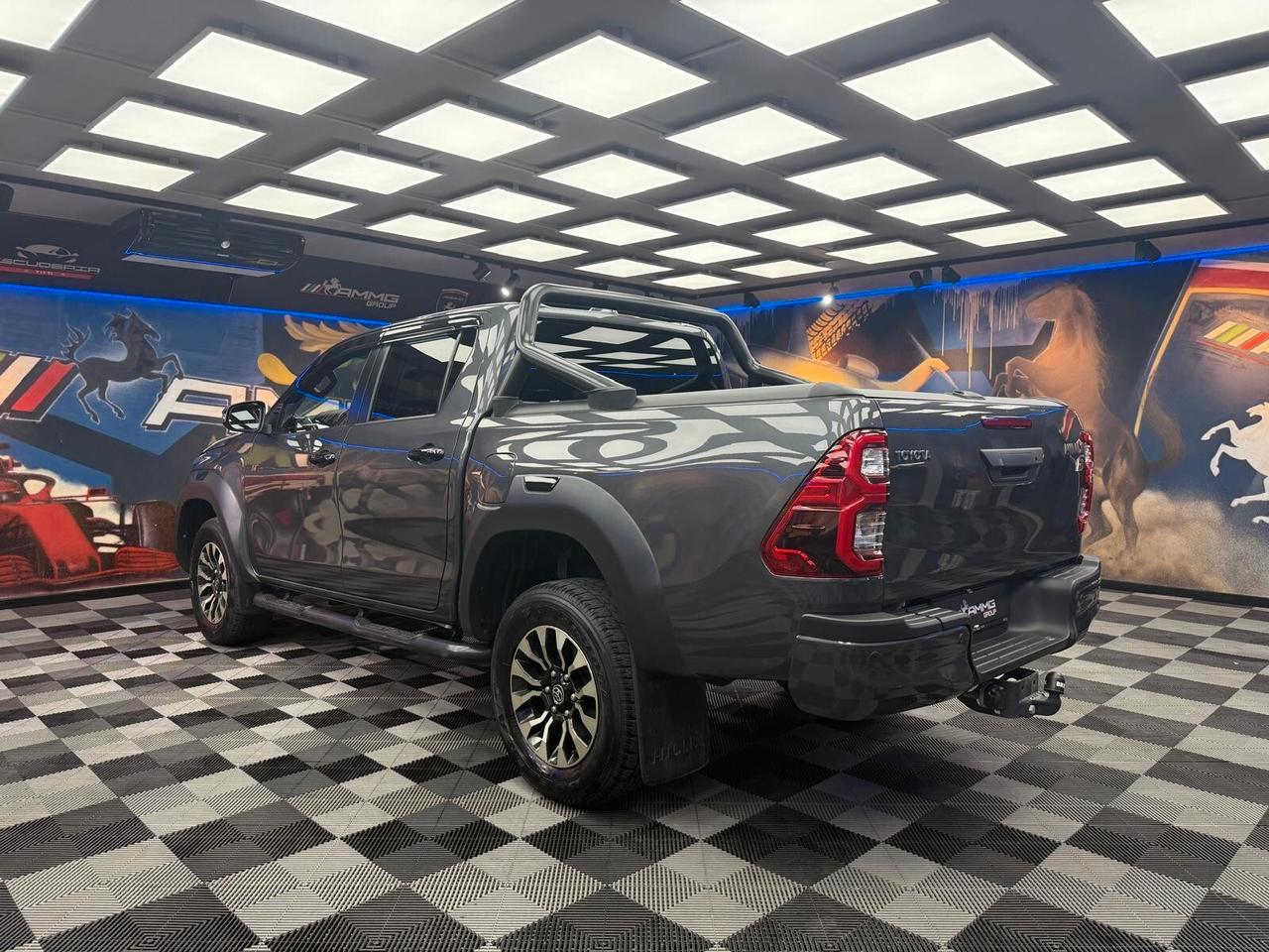 Toyota Hilux 2.8 D-4D A/T 4WD 4 porte Double Cab GR SPORT (534)