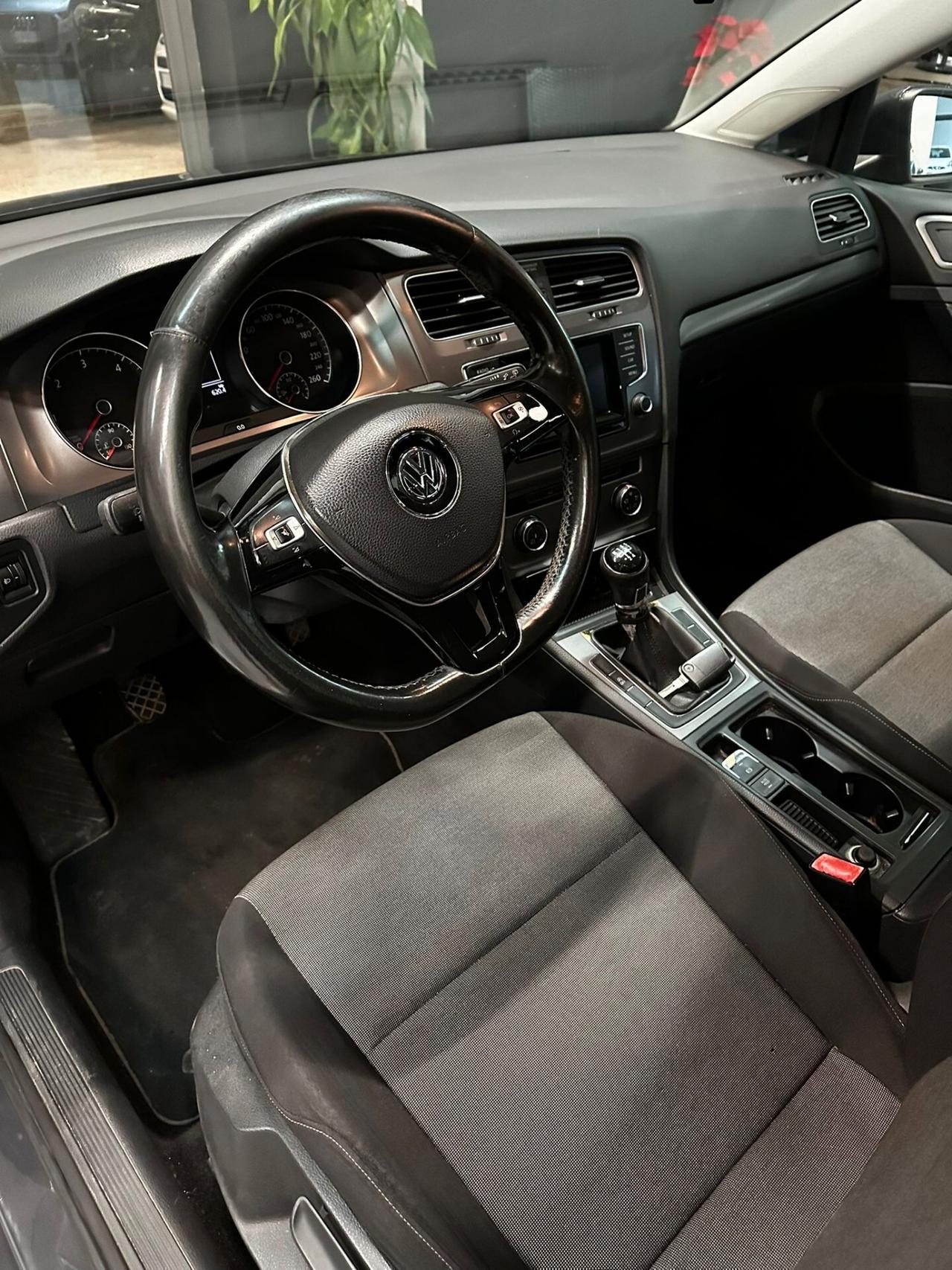 Volkswagen Golf 1.6 TDI 5p. Highline BlueMotion Technology