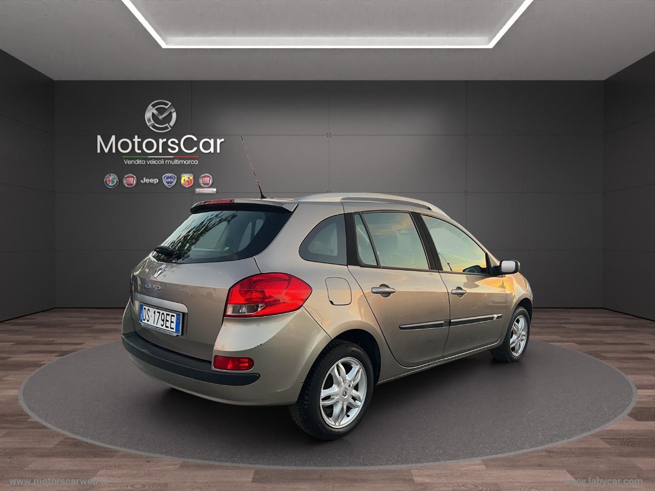 RENAULT Clio 1.2 TCE 100 CV SporTour Dynamique