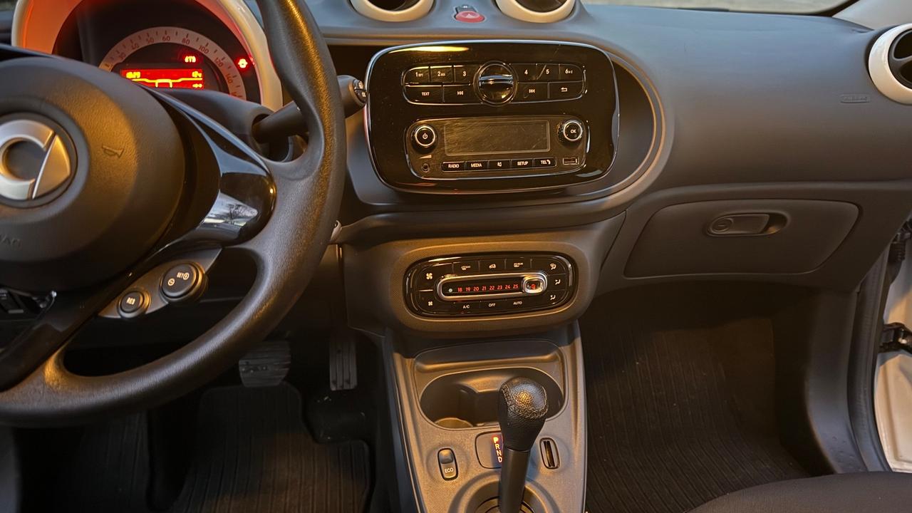 Smart ForFour EQ Prime Nightsky