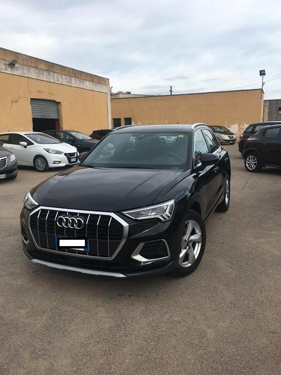 Audi Q3 35 TDI S tronic Business Advanced