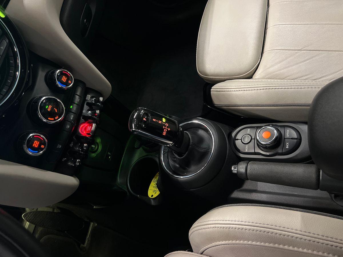 MINI Mini IV F57 2018 Cabrio - Mini Cabrio 1.5 Cooper D Boost auto