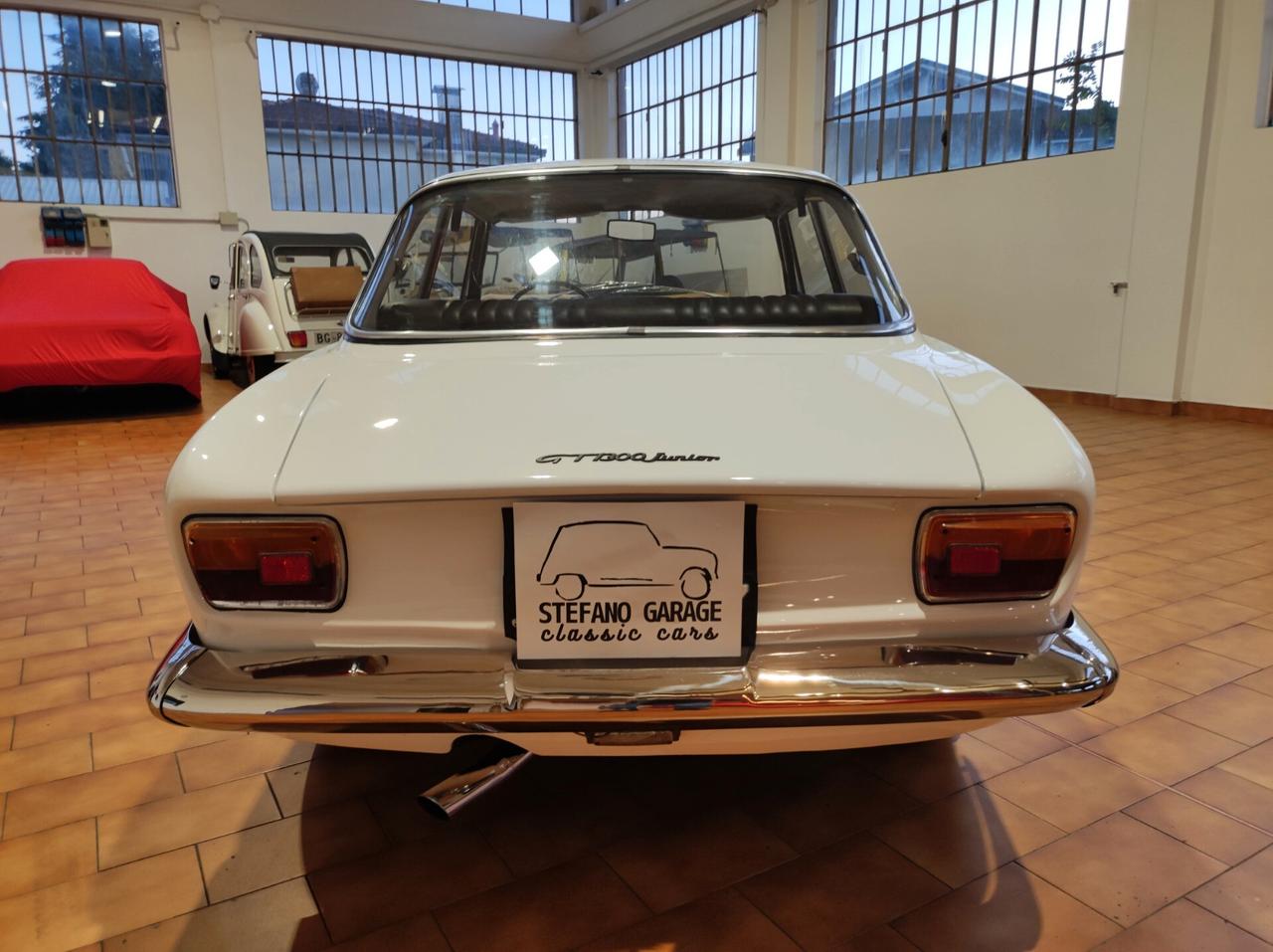 Alfa Romeo GT Gt1300Junior - Scalino - Restauro totale