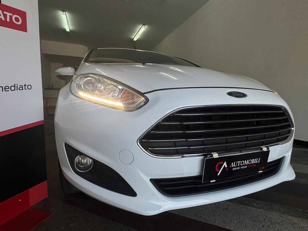 Ford Fiesta 1.5 TDCi 75CV 5 porte Titanium