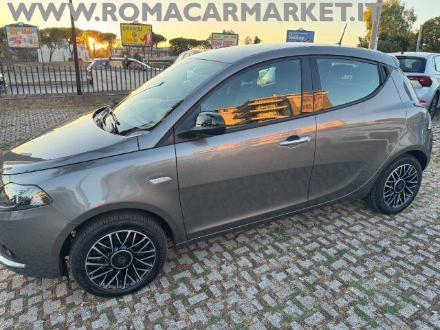LANCIA Ypsilon 1.0 FireFly 5 porte S&S Hybrid Platino NO VINCOLI