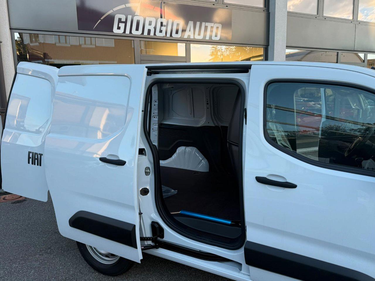FIAT Doblo van M 1.5 diesel 100cv Business Pro 3 POSTI