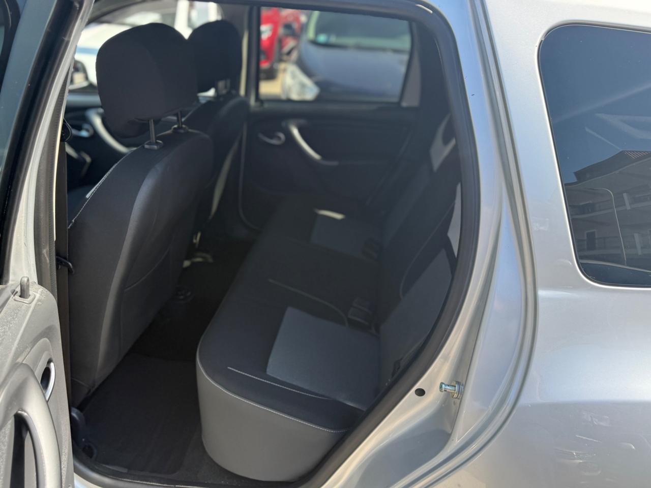 Dacia Duster 1.6 115CV Start&Stop 4x2 GPL Lauréate