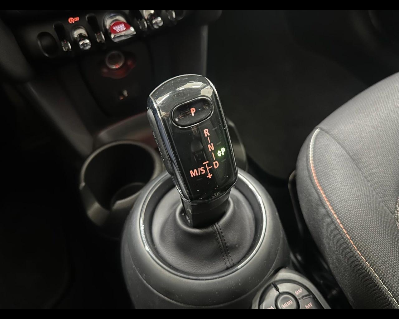 MINI Mini 4ª serie (F56) - Mini 1.5 Cooper Camden Edition