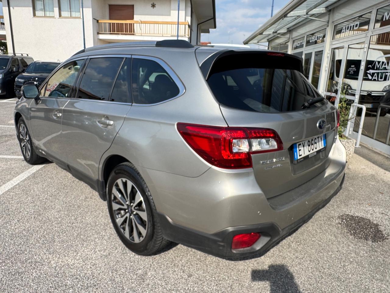 Subaru OUTBACK 2.0D Lineartronic Exclusive