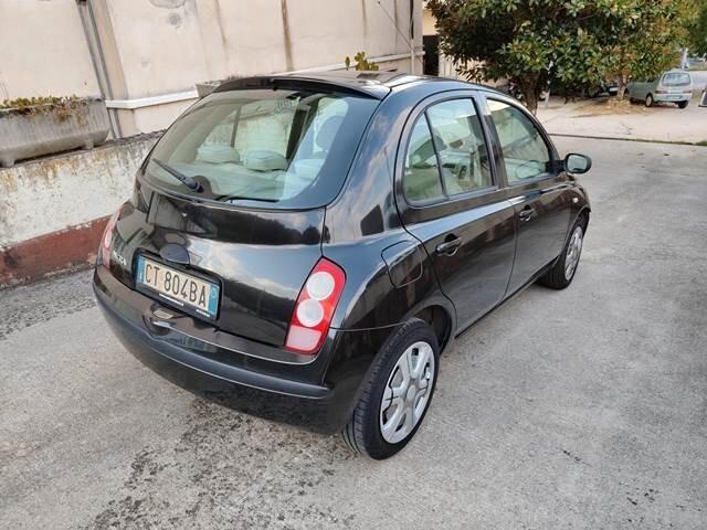 Nissan Micra 1.2 16V 5p automatica