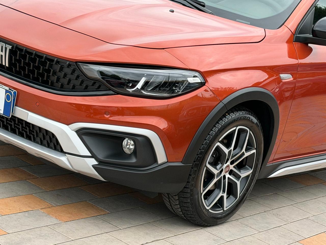 Fiat Tipo New 1.6 M.JET 130 cv. 5 porte CROSS (Nav)