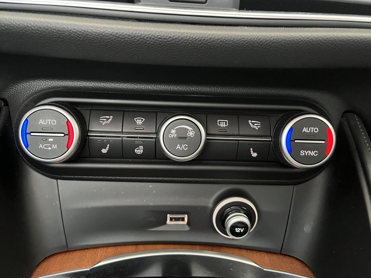 Alfa Romeo Stelvio 2.2 Turbodiesel 210 CV AT8 Q4 Super
