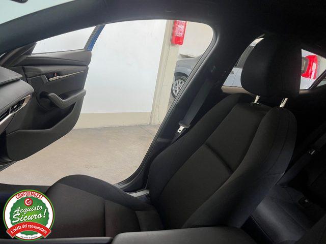MAZDA 3 2.0L Skyactiv-G M-Hybrid Exclusive