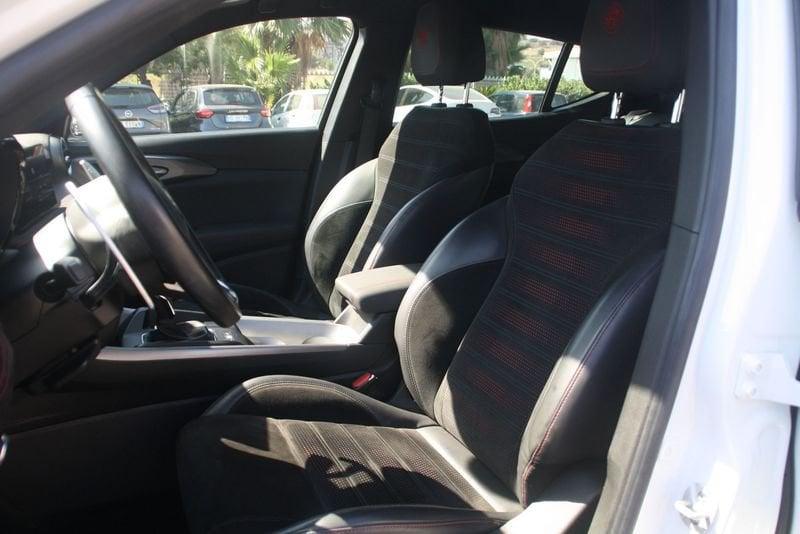 Alfa Romeo Tonale 1.3 280cv Plug in Hybrid AT6 Veloce Q4