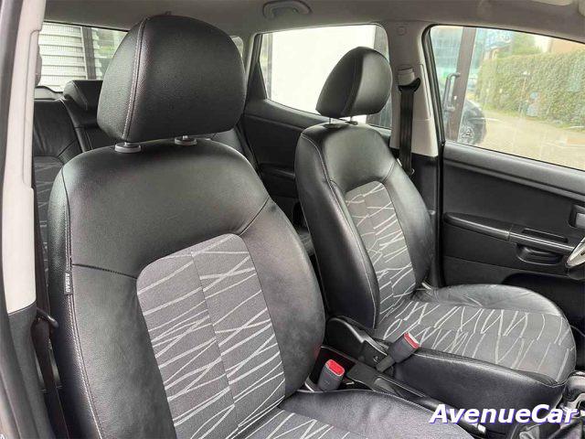 KIA Venga 1.4 cvvt COOL ADATTA A NEOPATENTATI PREZZO REALE