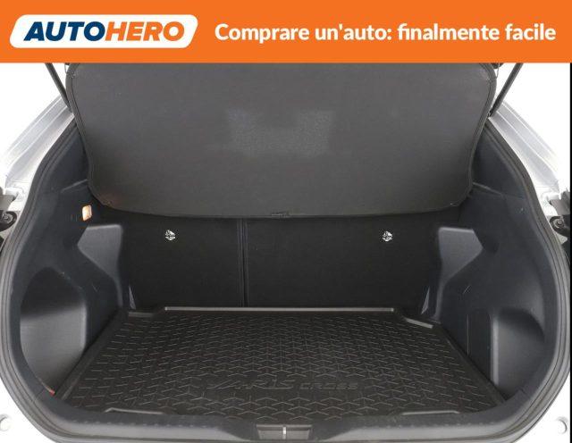 TOYOTA Yaris Cross 1.5 Hybrid 5p. E-CVT AWD-i Orange Edition
