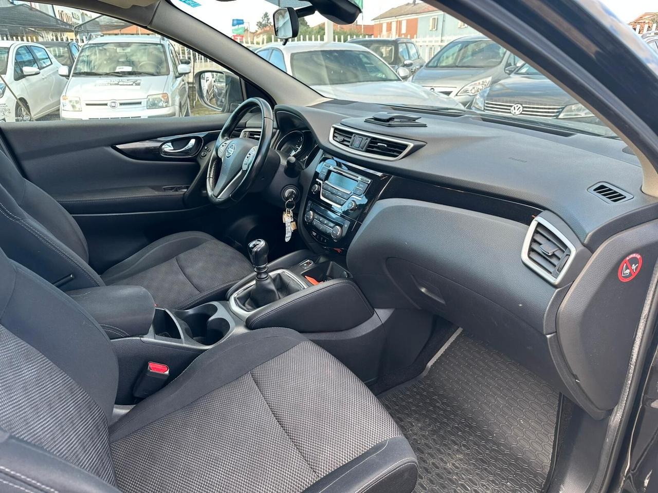 Nissan Qashqai 1.5 dCi Visia