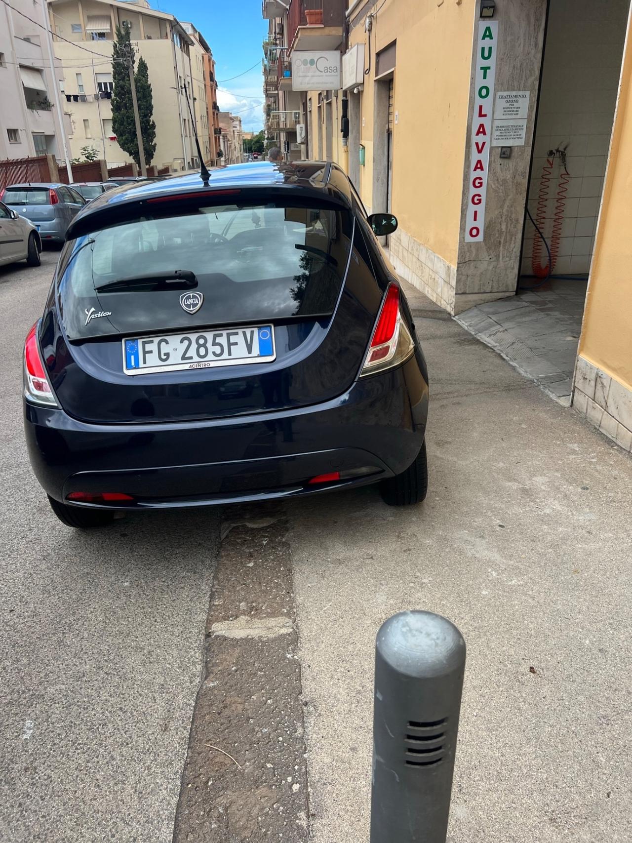 Lancia Ypsilon 1.2 69 CV 5 porte Silver