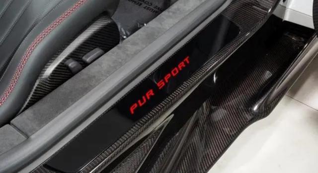 BUGATTI Chiron CHIRON PUR SPORT 8.0 W16 1500HP "1 OF 60"