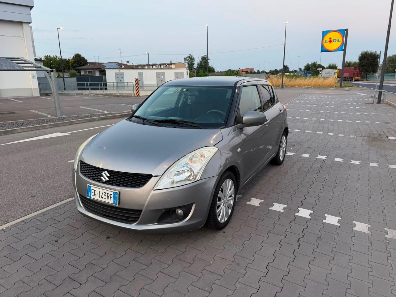 Suzuki Swift 1.2 VVT 2011 euro5