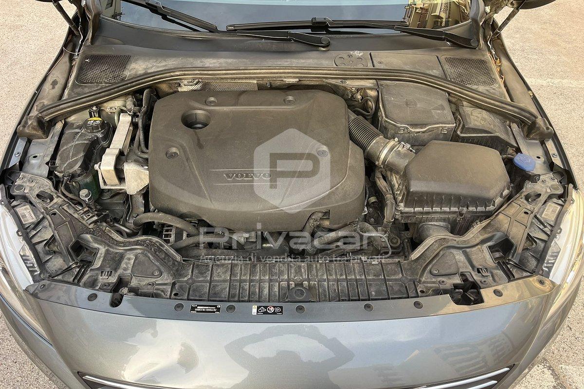 VOLVO S60 D2 Geartronic Momentum