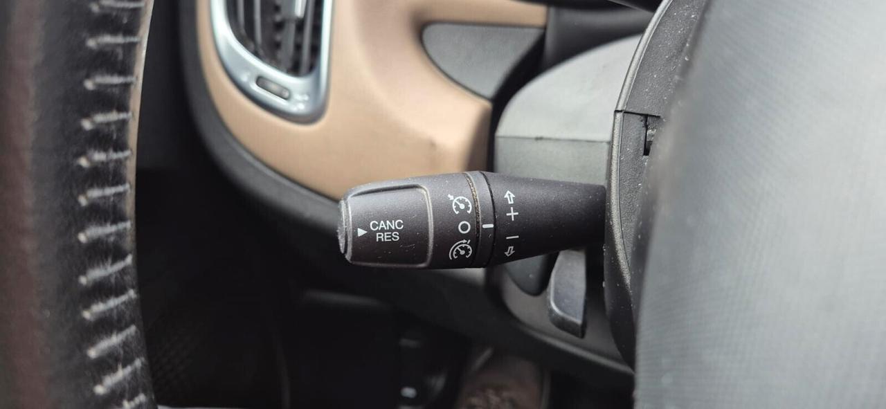 Fiat 500L 1.3 Multijet 85 CV Dualogic Lounge € 6.990