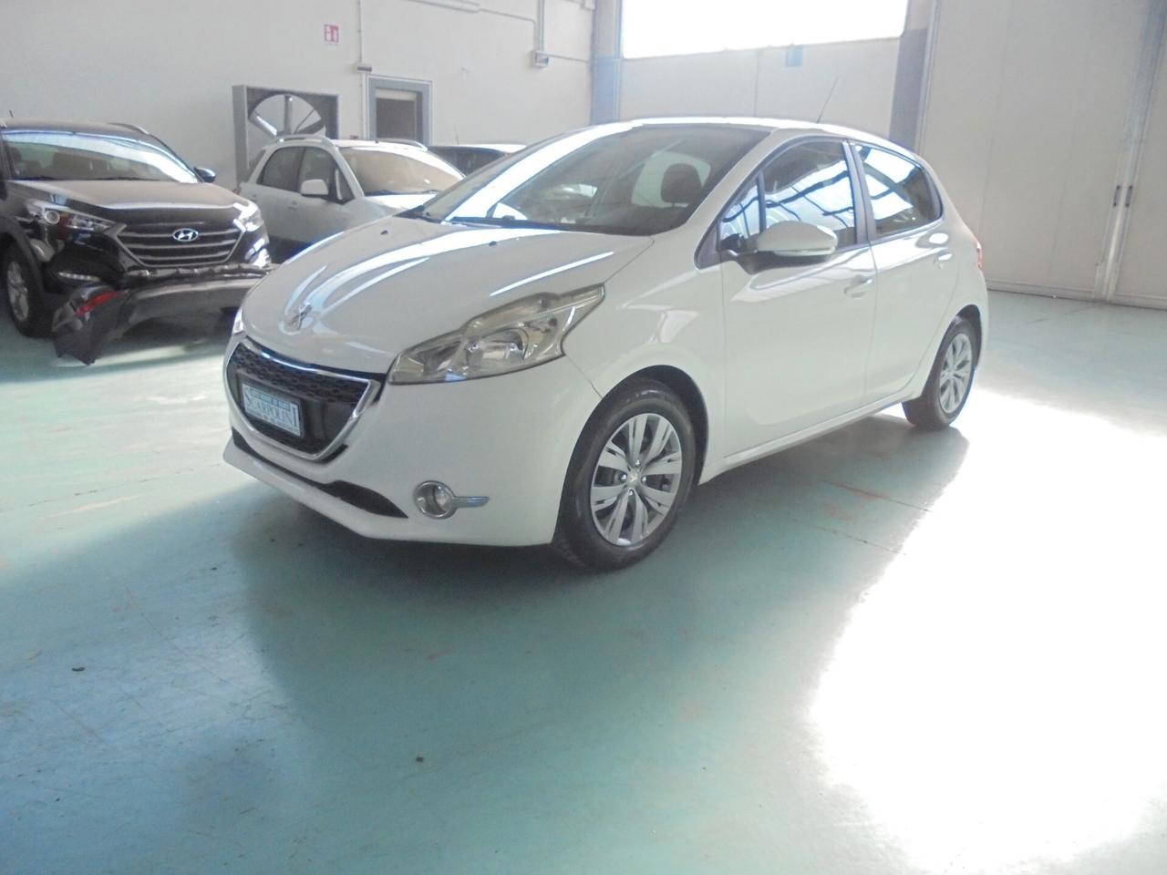 Peugeot 208 1.2 VTi 82 CV 5 porte Active