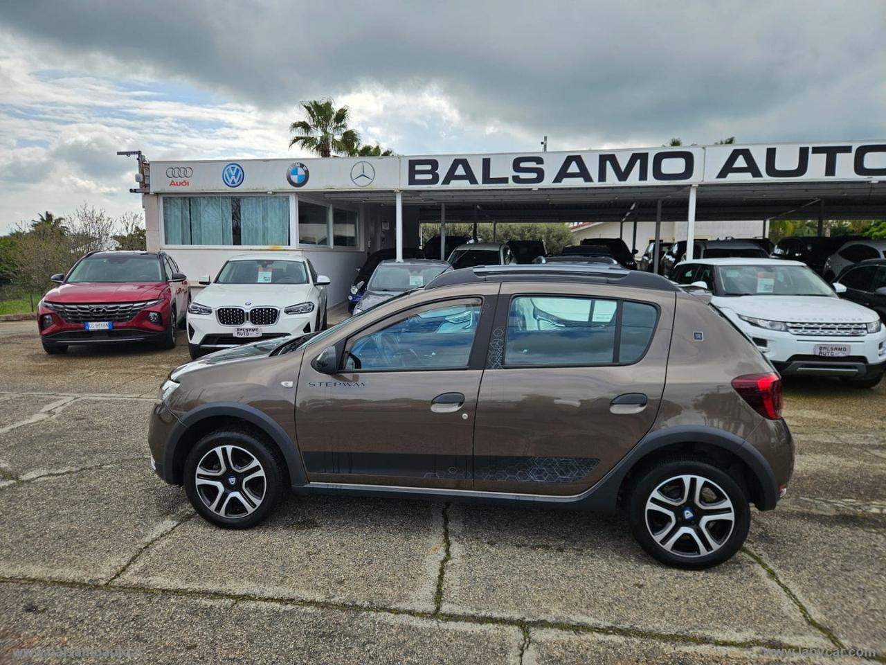 DACIA SanderoStepway1.0TCe100 ECO-G 15th Anniv