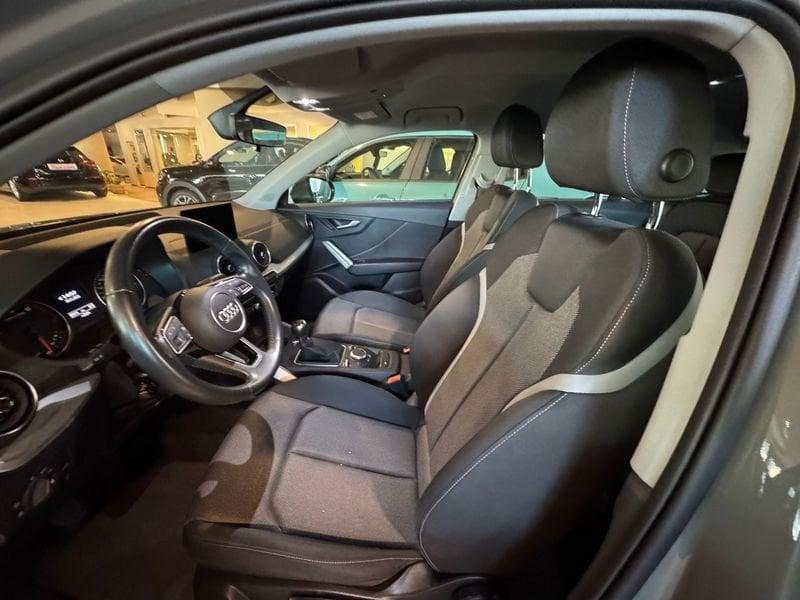 Audi Q2 Q2 30 TFSI Business Design