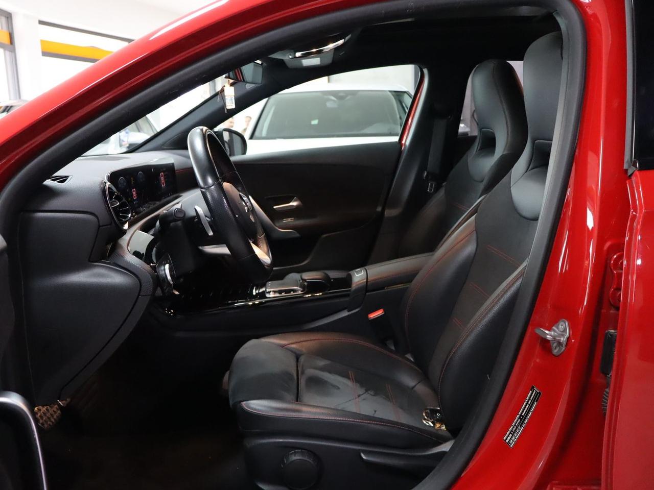 Mercedes-Benz A 180 AMG Line Premium A 180 #10439
