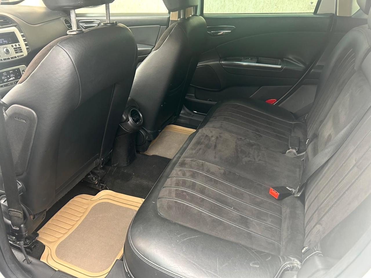 Lancia Delta 1.6 MJT DPF 105 CV Gold