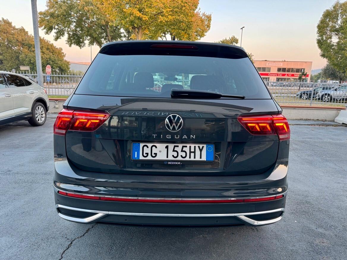 Volkswagen Tiguan 2.0 TDI 150 CV SCR DSG Elegance
