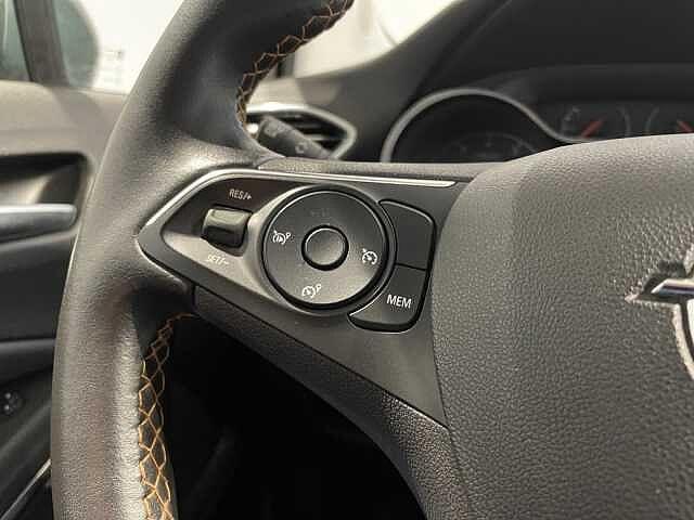 Opel Crossland X 1.2 83CV Innovation - NEOPATENTATI