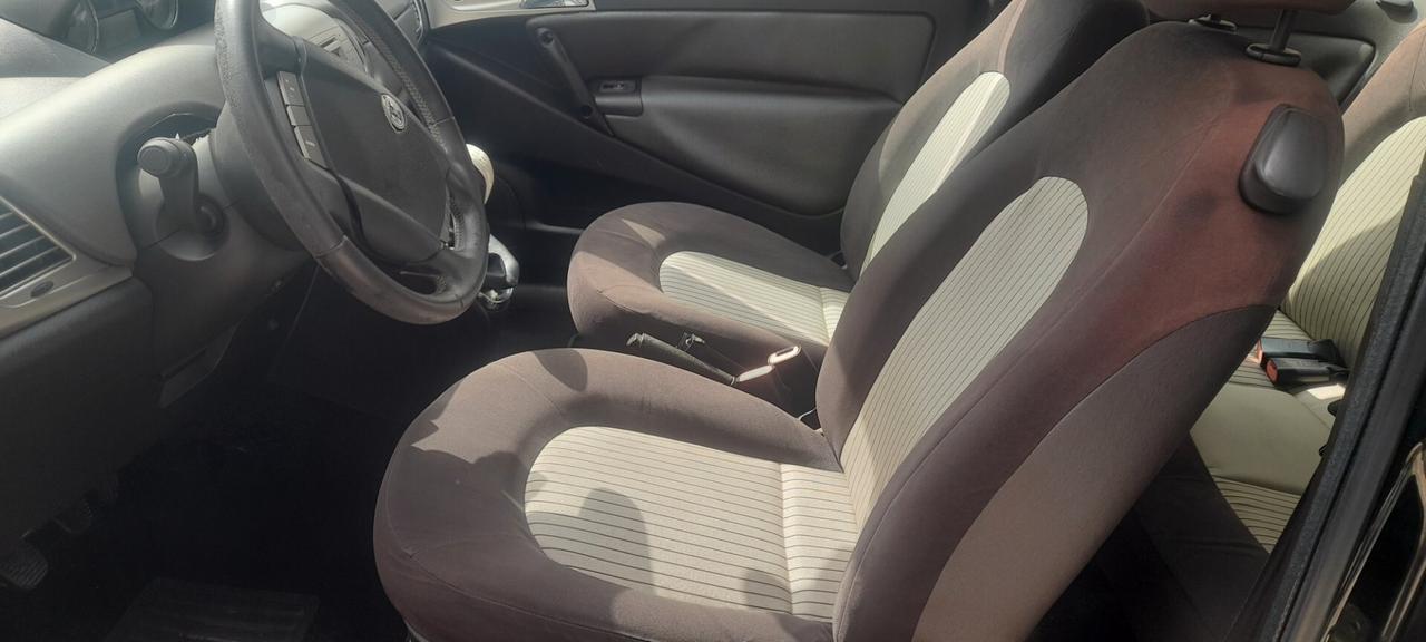 Lancia Ypsilon 1.3 MJT 90 CV Platino