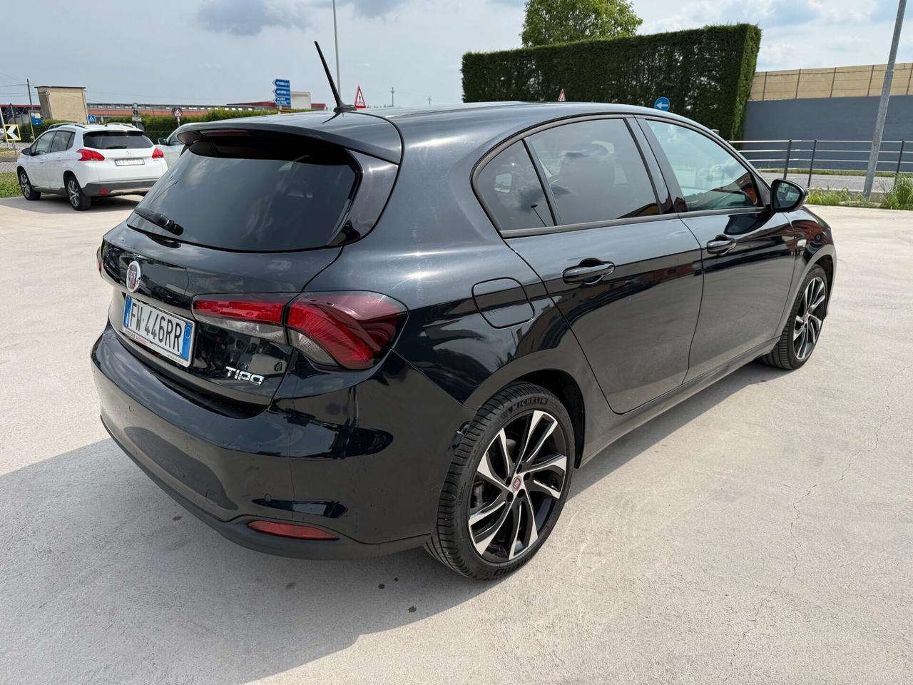 Fiat Tipo 1.6 Mjt S&S 5 porte S-Design