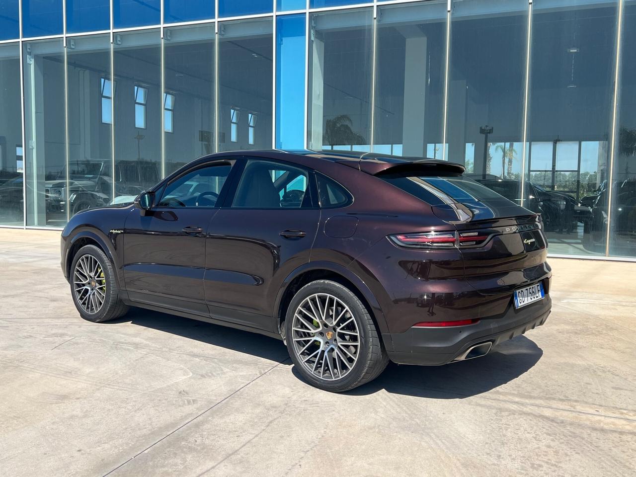 Porsche Cayenne Coupé 3.0 V6 E-Hybrid 340CV - SUPER OFFERTA T-STOCK