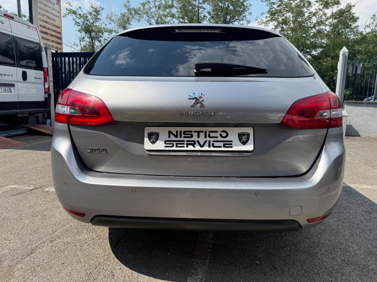 Peugeot 308 BlueHDi 120 S&S SW Allure