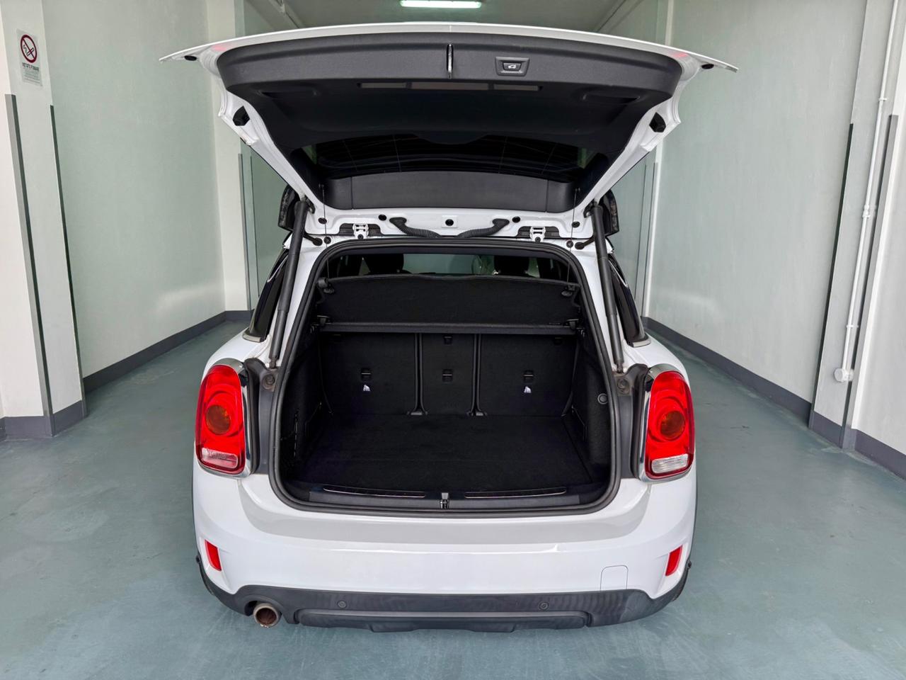 Mini Cooper D Countryman 2.0 Hype