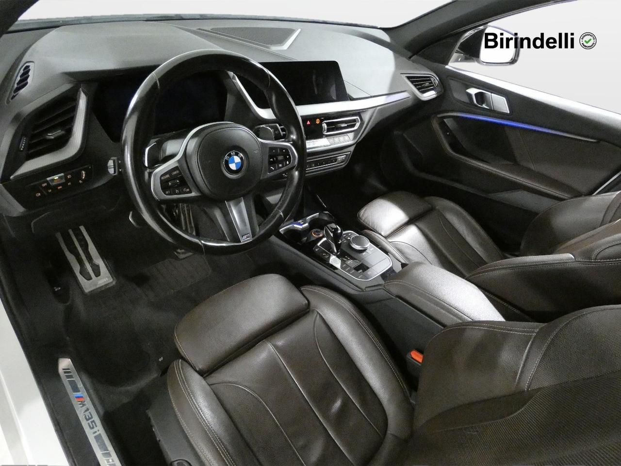 BMW Serie 1 (F40) - M 135i xDrive